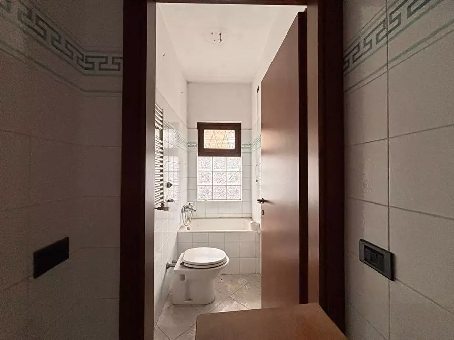 Immagine 2 di Villa in vendita  in Via Caravaggio a Nova Milanese