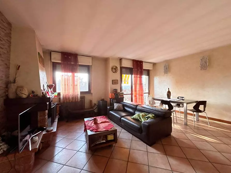 Immagine 1 di Appartamento in vendita  a Nova Milanese