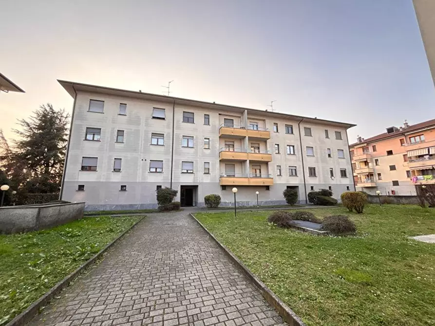 Immagine 14 di Appartamento in vendita  a Nova Milanese