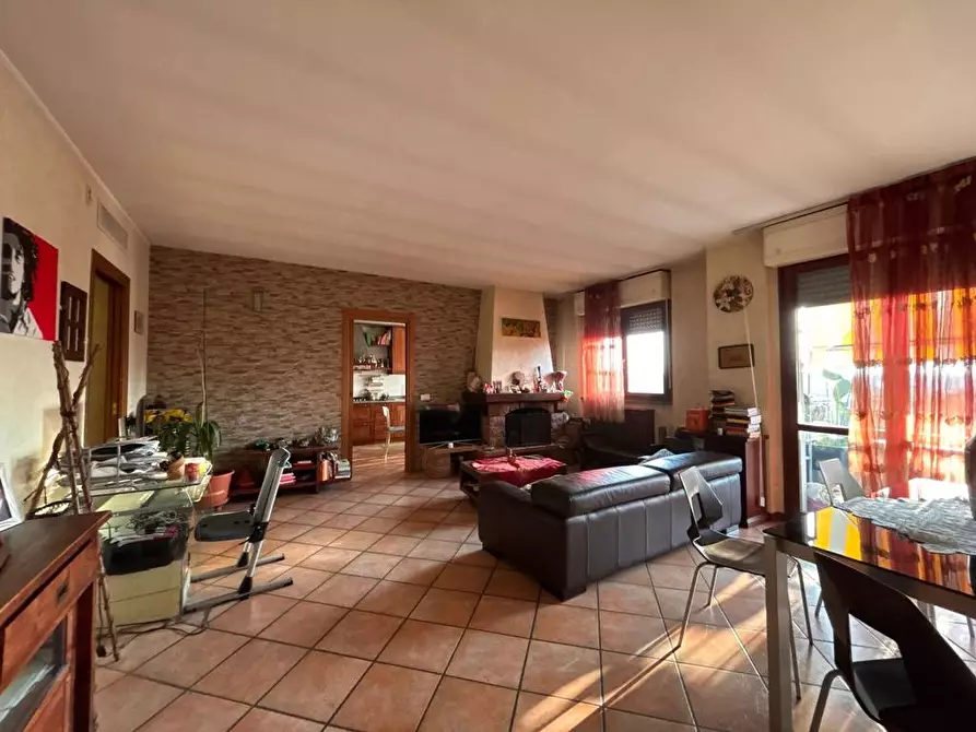 Immagine 23 di Appartamento in vendita  a Nova Milanese