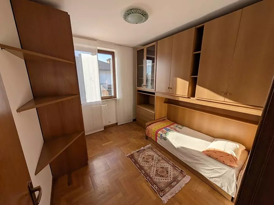 Immagine 4 di Villa in vendita  a Paderno Dugnano