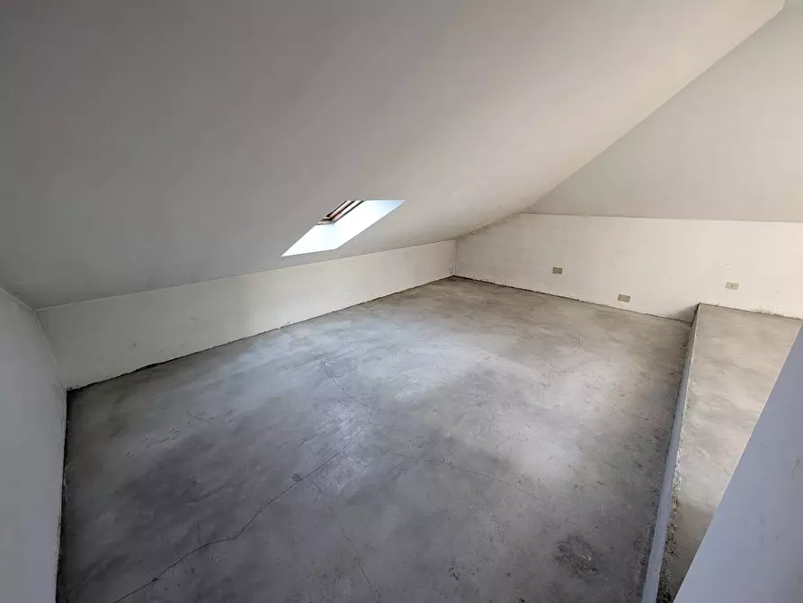 Immagine 8 di Villa in vendita  a Paderno Dugnano