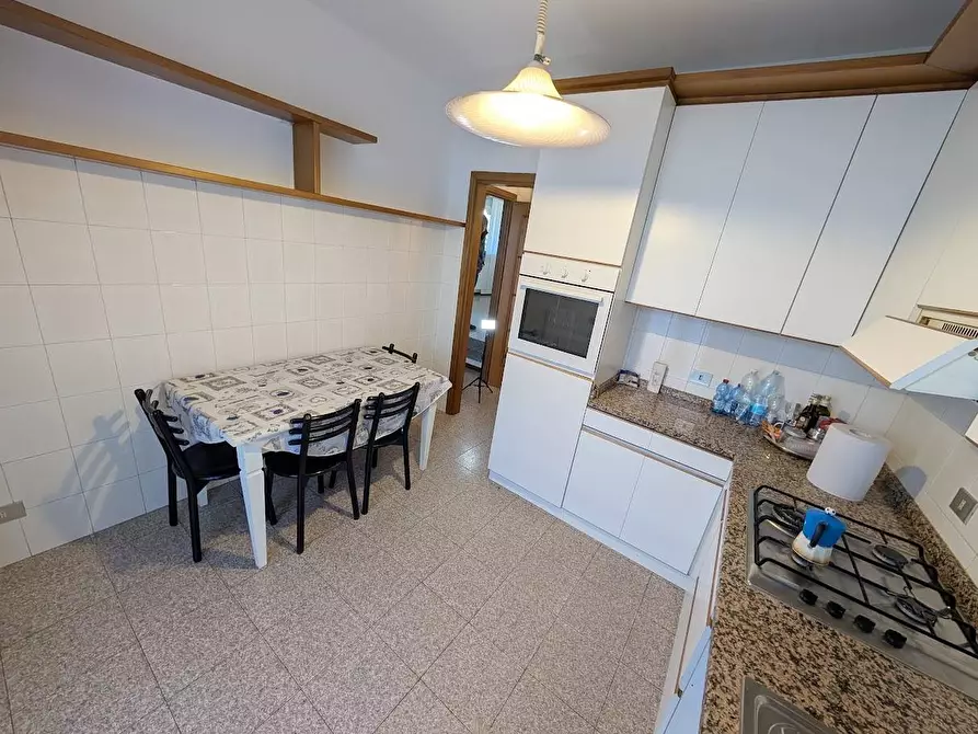 Immagine 12 di Villa in vendita  a Paderno Dugnano