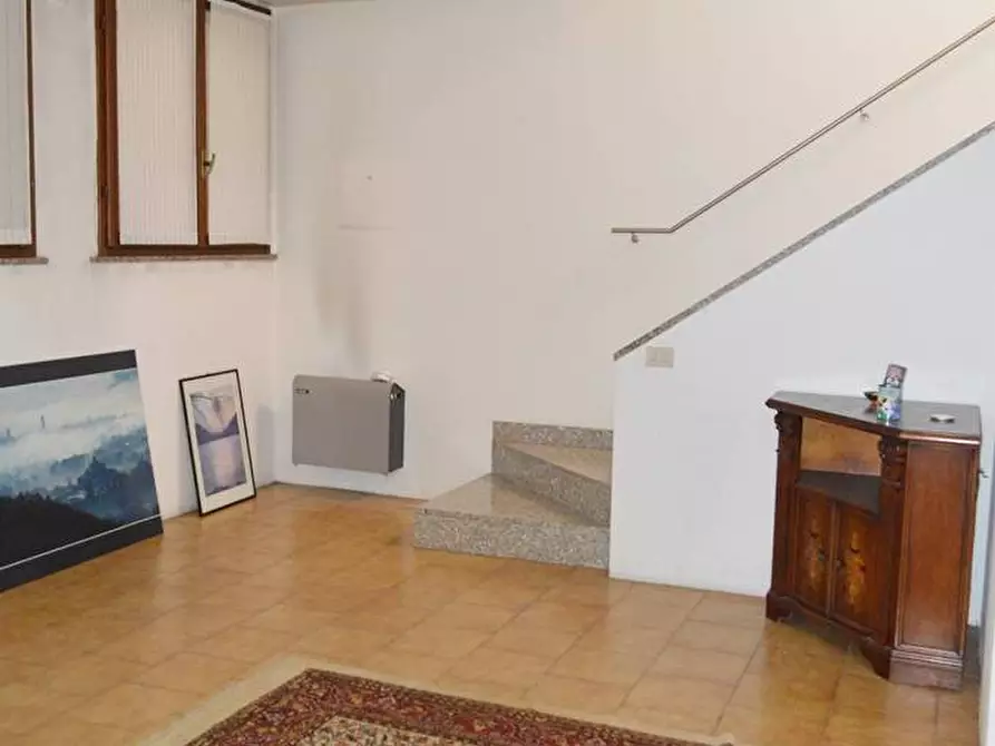 Immagine 36 di Villa in vendita  a Paderno Dugnano