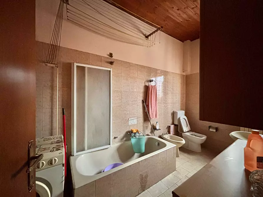 Immagine 11 di Appartamento in vendita  a Nova Milanese