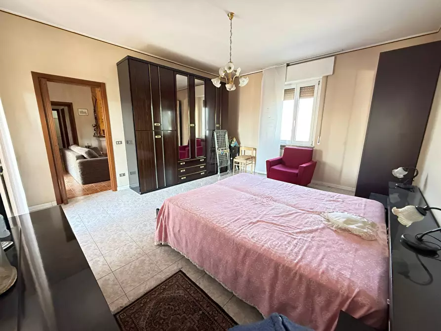 Immagine 3 di Casa semindipendente in vendita  a Vanzaghello