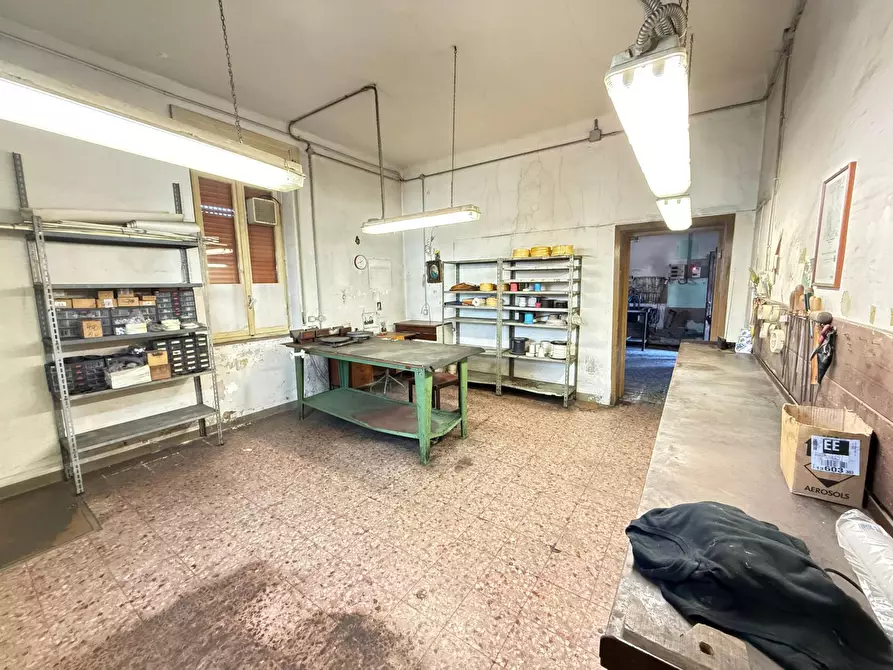 Immagine 14 di Casa semindipendente in vendita  a Vanzaghello