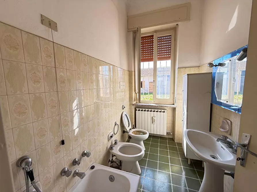 Immagine 16 di Casa semindipendente in vendita  a Vanzaghello