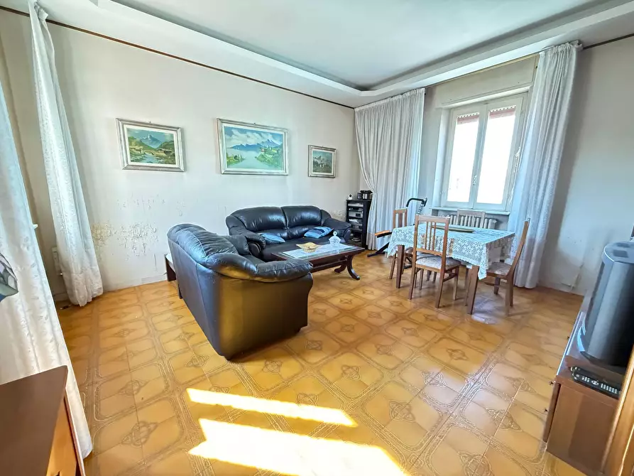 Immagine 23 di Casa semindipendente in vendita  a Vanzaghello