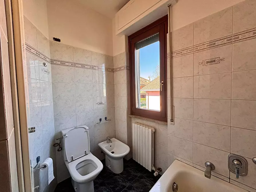 Immagine 4 di Appartamento in vendita  in Via Padova a Nova Milanese