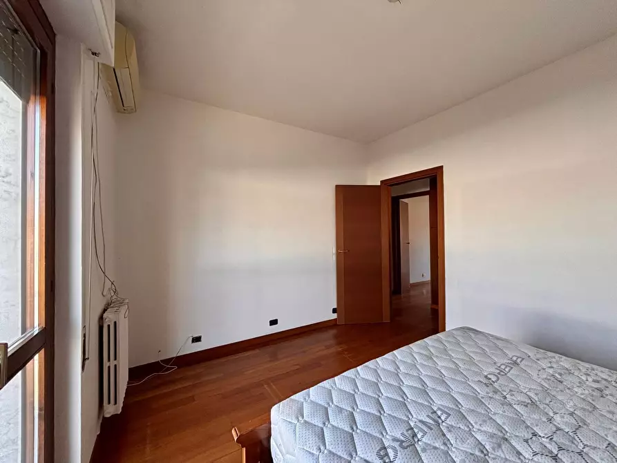 Immagine 7 di Appartamento in vendita  in Via Padova a Nova Milanese