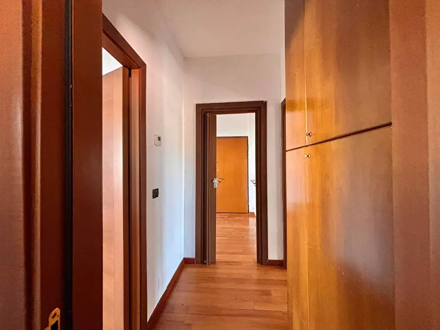 Immagine 9 di Appartamento in vendita  in Via Padova a Nova Milanese