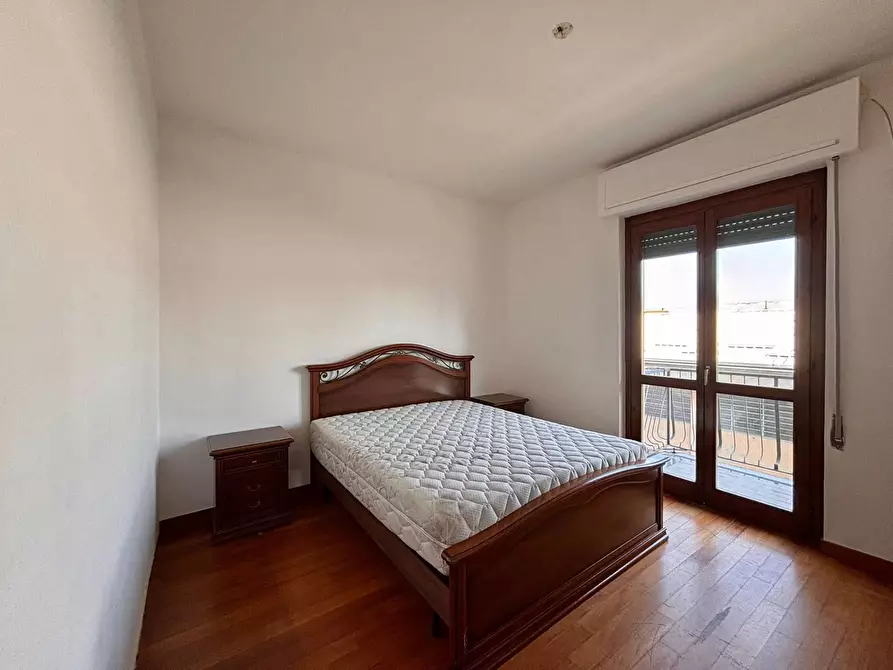 Immagine 19 di Appartamento in vendita  in Via Padova a Nova Milanese