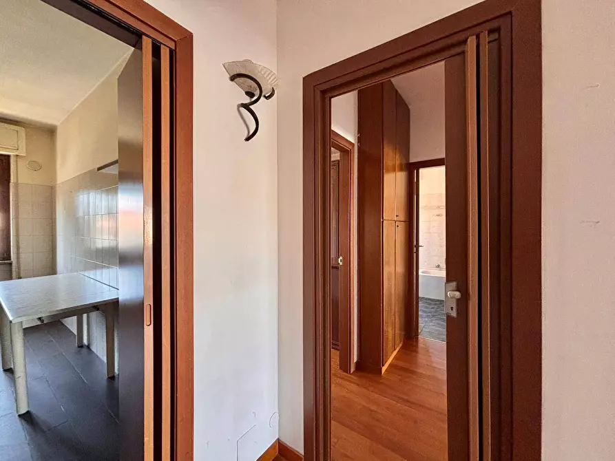 Immagine 20 di Appartamento in vendita  in Via Padova a Nova Milanese
