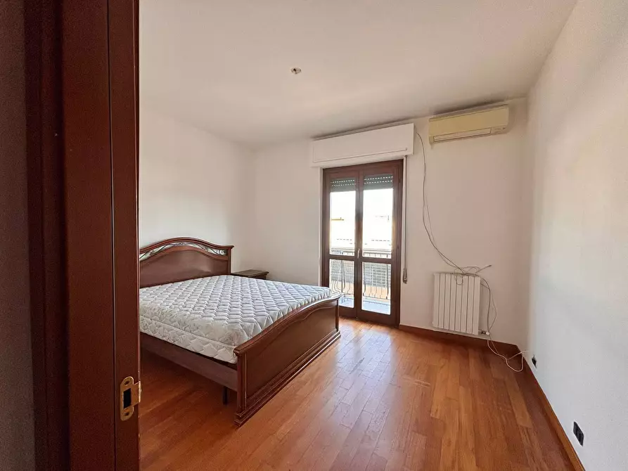 Immagine 30 di Appartamento in vendita  in Via Padova a Nova Milanese