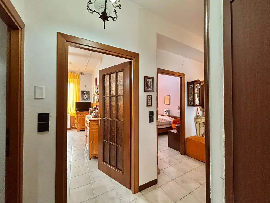 Immagine 9 di Appartamento in vendita  in Via Carroccio 8 a Limbiate