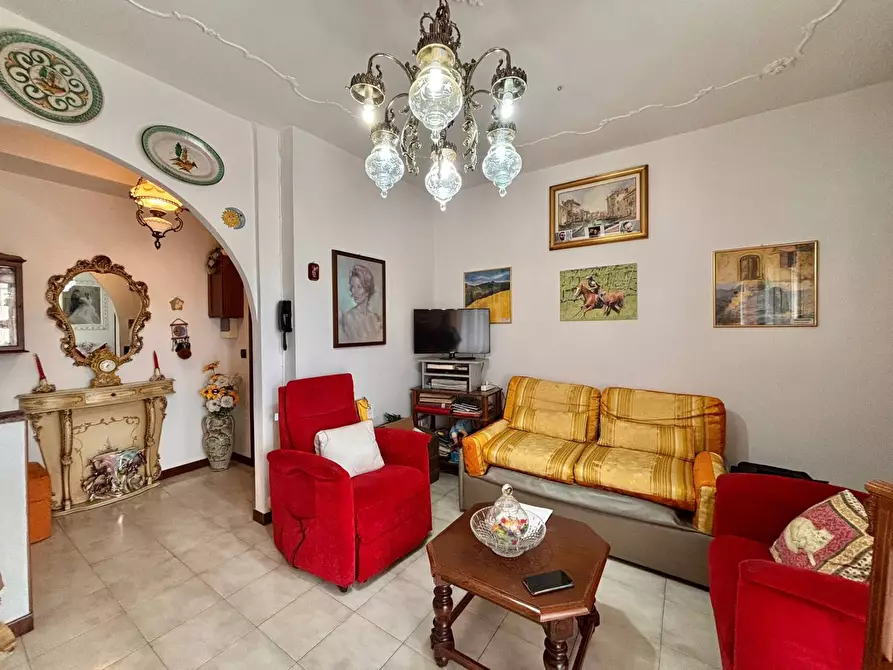 Immagine 13 di Appartamento in vendita  in Via Carroccio 8 a Limbiate