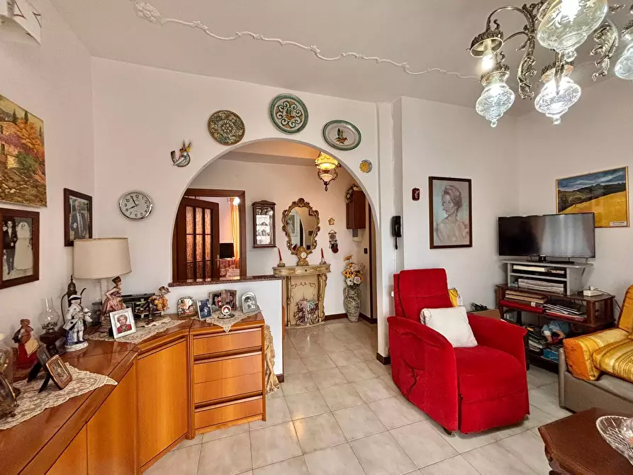 Immagine 15 di Appartamento in vendita  in Via Carroccio 8 a Limbiate