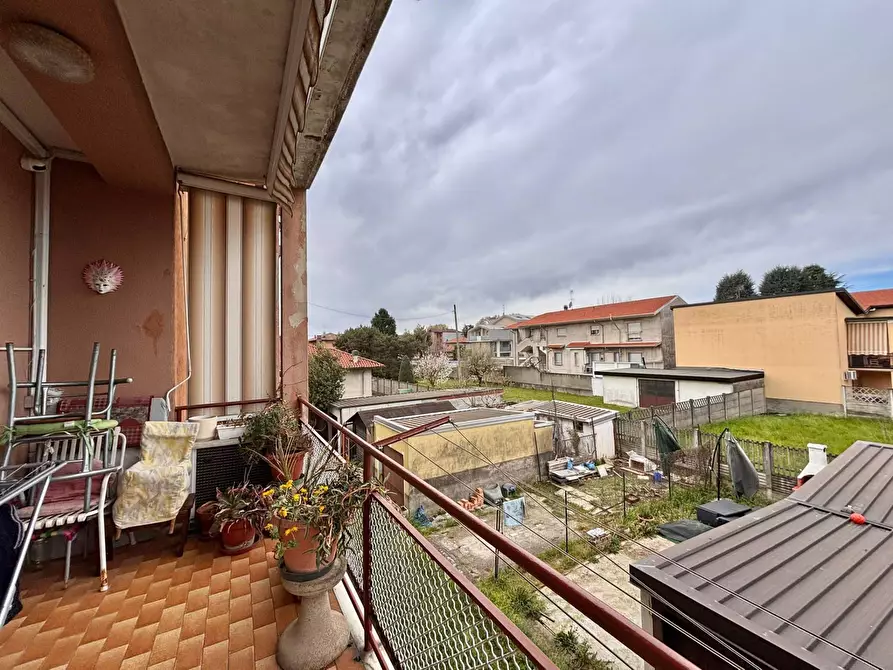 Immagine 1 di Appartamento in vendita  in Via Carroccio 8 a Limbiate