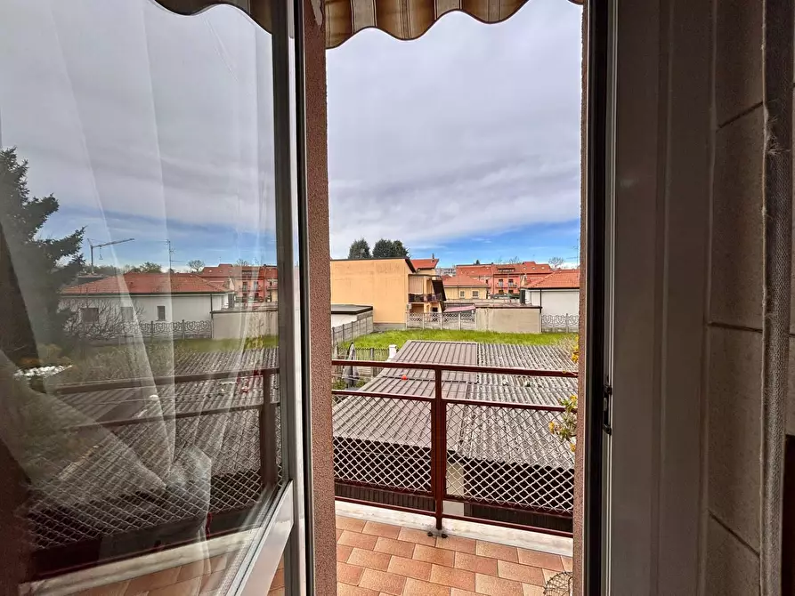 Immagine 25 di Appartamento in vendita  in Via Carroccio 8 a Limbiate