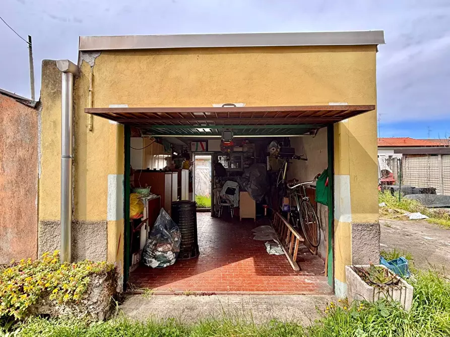 Immagine 52 di Appartamento in vendita  in Via Carroccio 8 a Limbiate