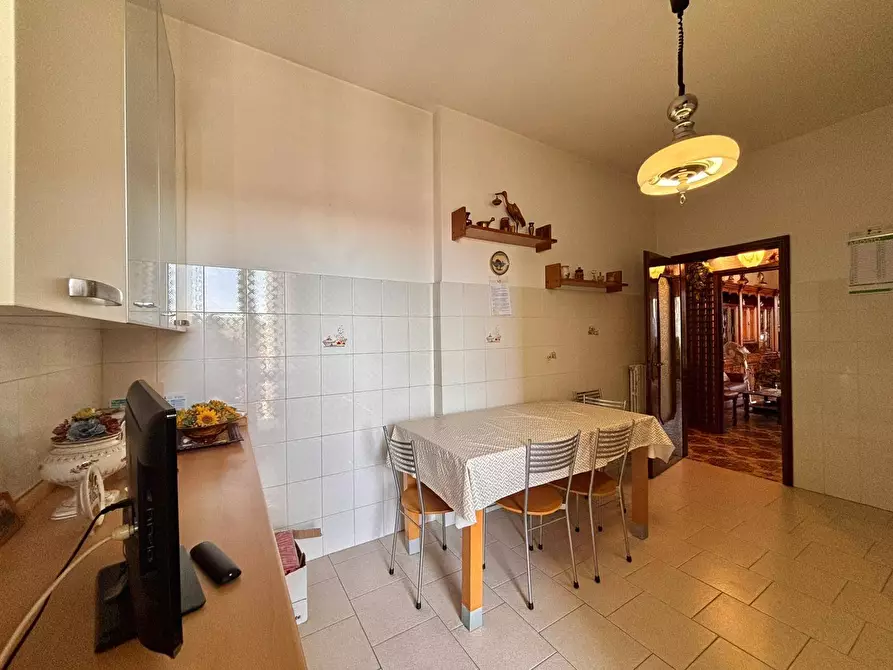 Immagine 32 di Appartamento in vendita  in via Gramsci a Nova Milanese