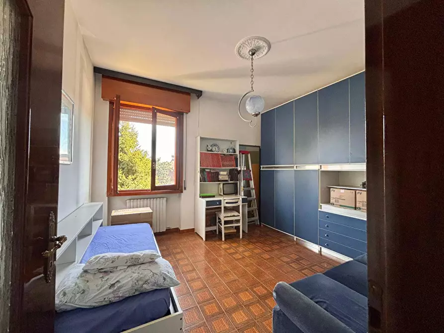 Immagine 40 di Appartamento in vendita  in via Gramsci a Nova Milanese