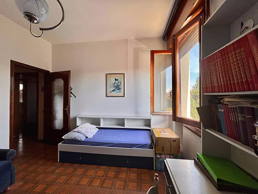 Immagine 52 di Appartamento in vendita  in via Gramsci a Nova Milanese