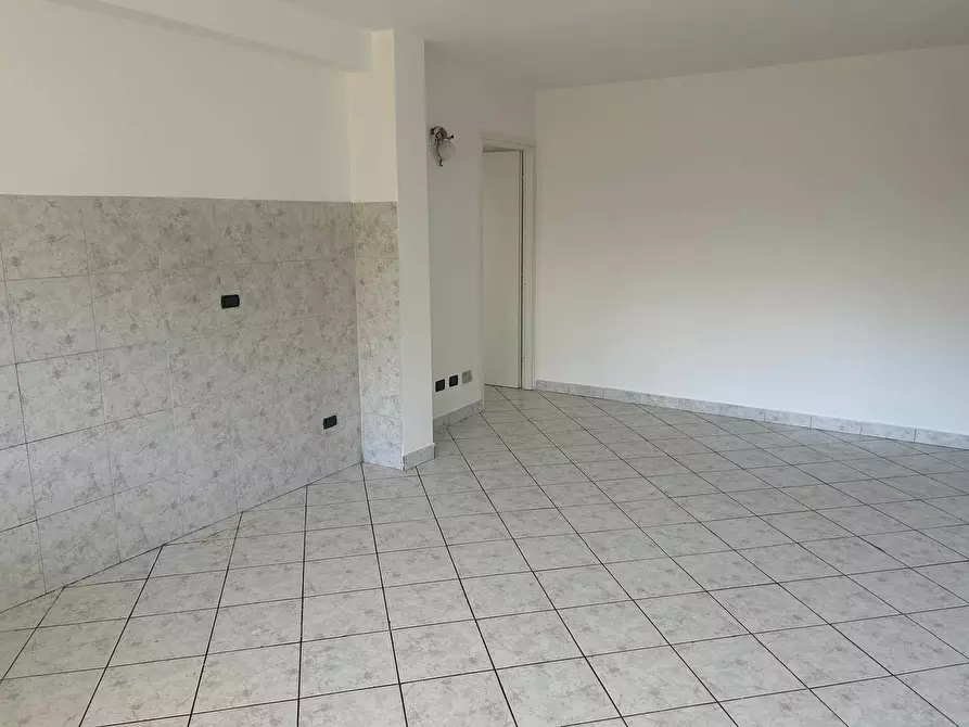 Immagine 5 di Appartamento in vendita  in Via Don Mezzera a Nova Milanese