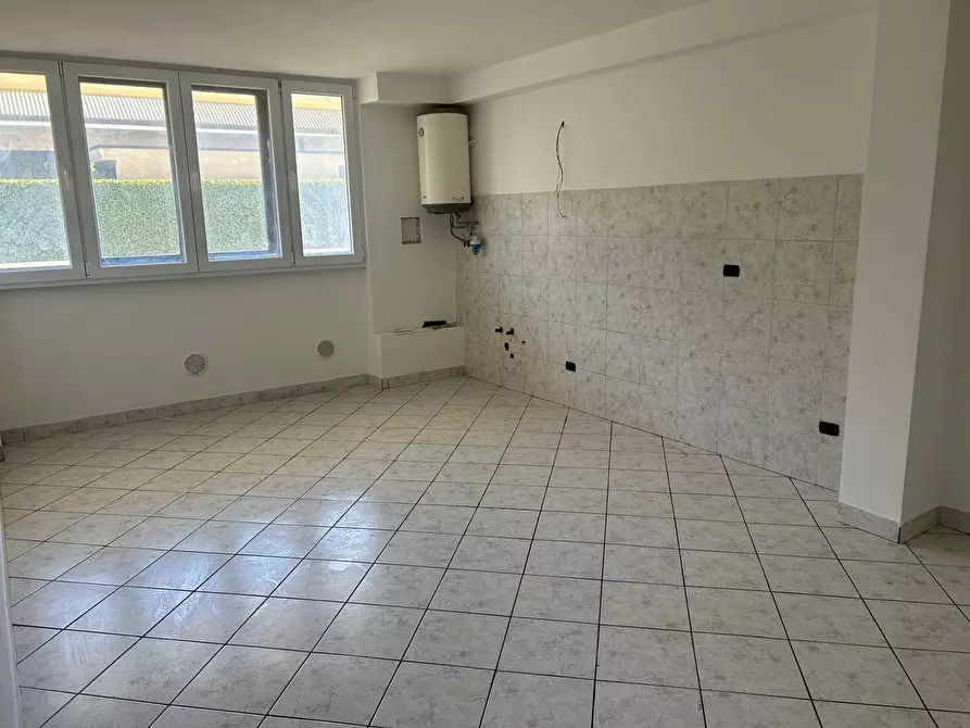 Immagine 8 di Appartamento in vendita  in Via Don Mezzera a Nova Milanese