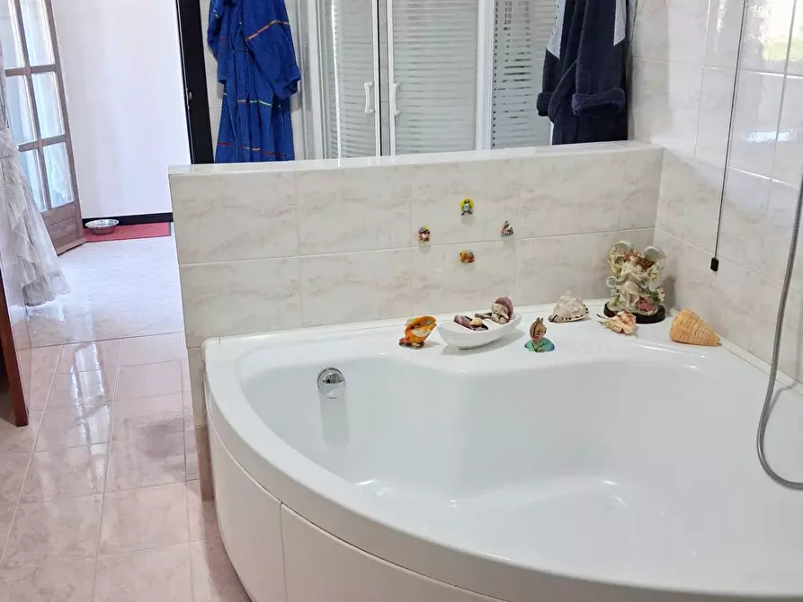 Immagine 10 di Appartamento in vendita  in Via Venezia 50 a Nova Milanese