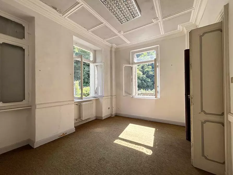 Immagine 11 di Palazzo in vendita  in Frazione Donno 8 a Strona