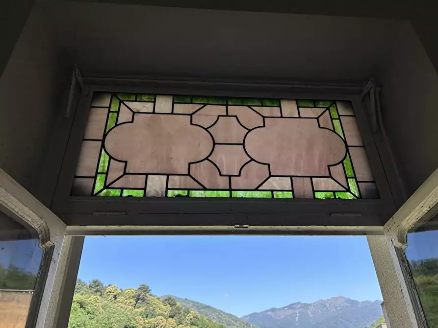 Immagine 58 di Palazzo in vendita  in Frazione Donno 8 a Strona