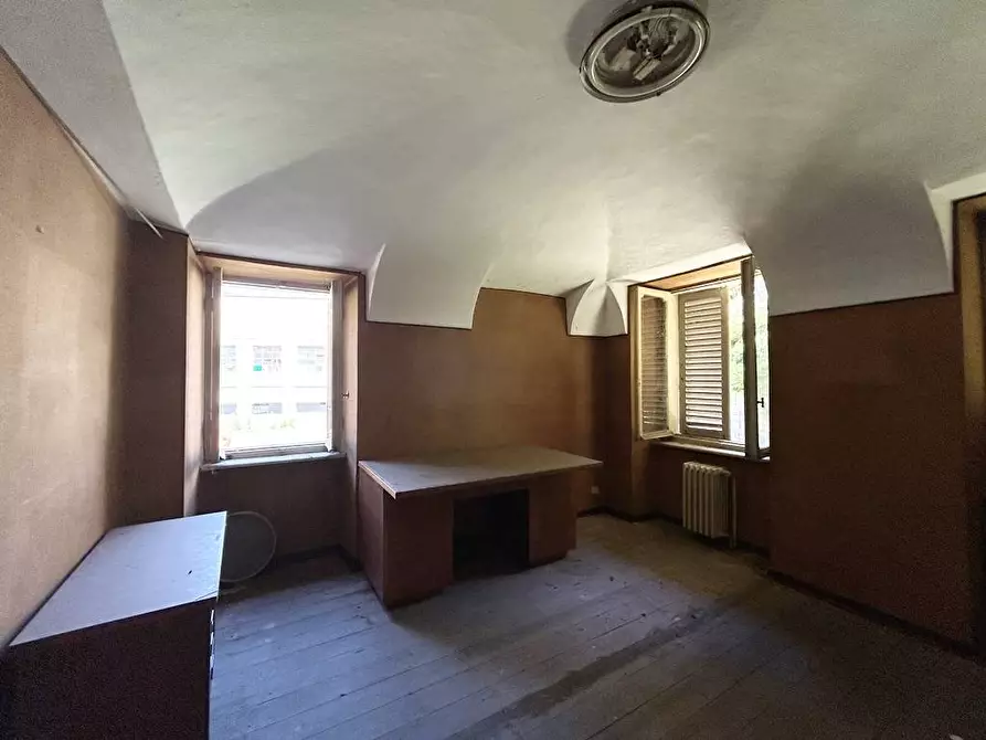 Immagine 72 di Palazzo in vendita  in Frazione Donno 8 a Strona