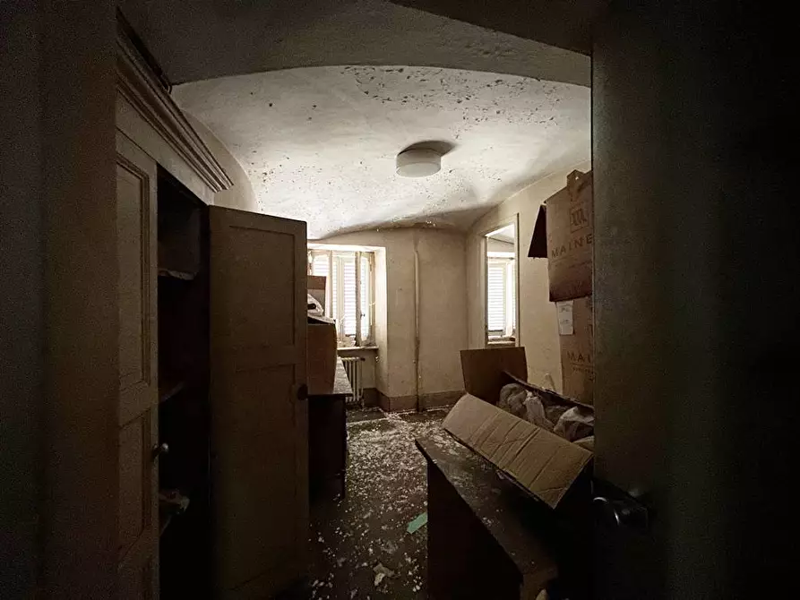 Immagine 79 di Palazzo in vendita  in Frazione Donno 8 a Strona