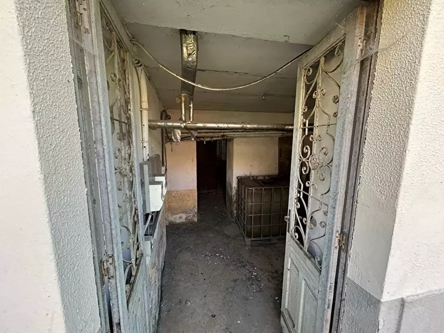 Immagine 86 di Palazzo in vendita  in Frazione Donno 8 a Strona