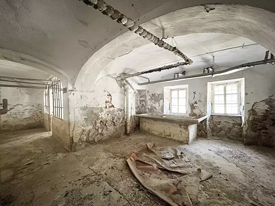 Immagine 87 di Palazzo in vendita  in Frazione Donno 8 a Strona