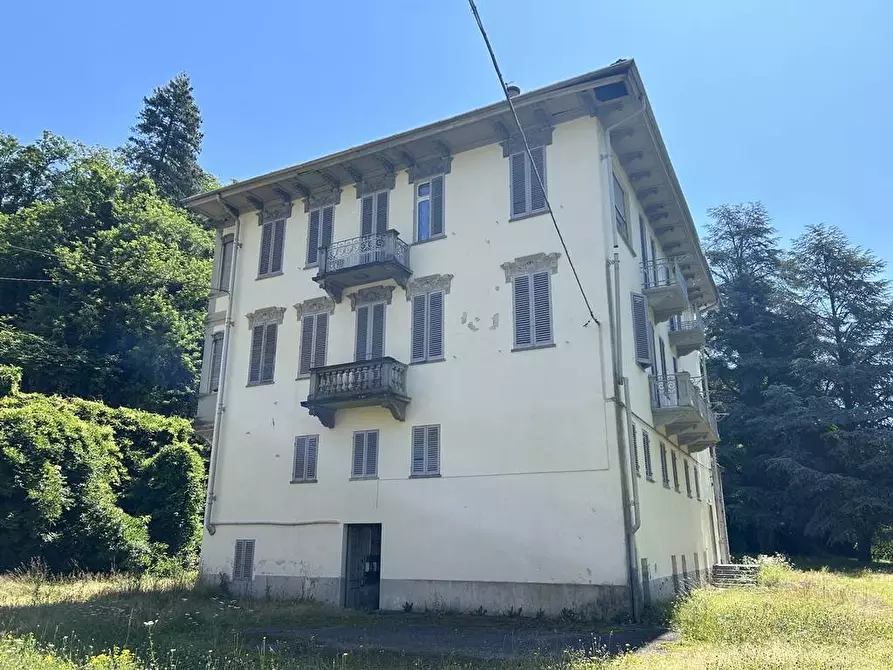 Immagine 90 di Palazzo in vendita  in Frazione Donno 8 a Strona
