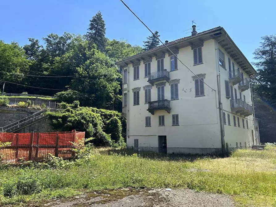 Immagine 91 di Palazzo in vendita  in Frazione Donno 8 a Strona