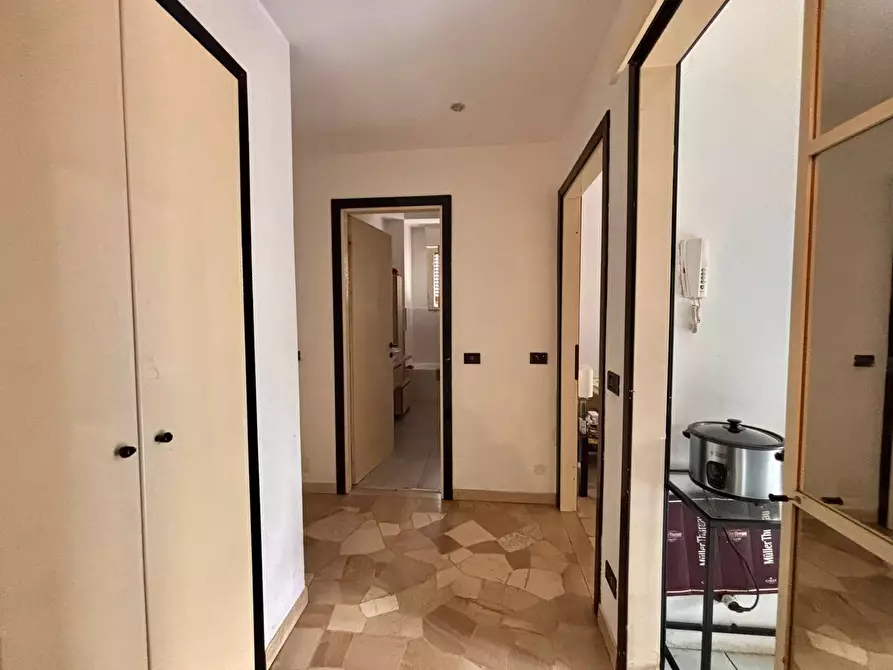 Immagine 8 di Appartamento in vendita  in Via Toscana a Cesano Maderno