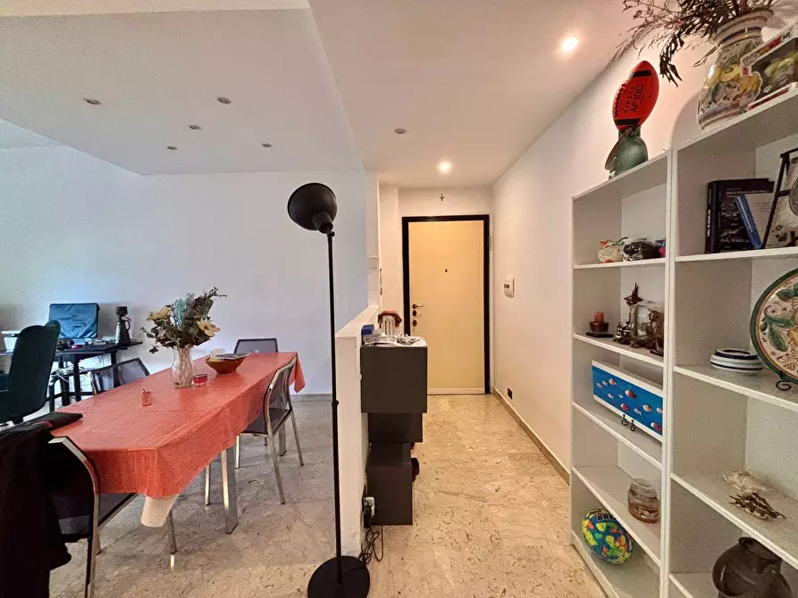 Immagine 3 di Appartamento in vendita  in Via Toscana a Cesano Maderno