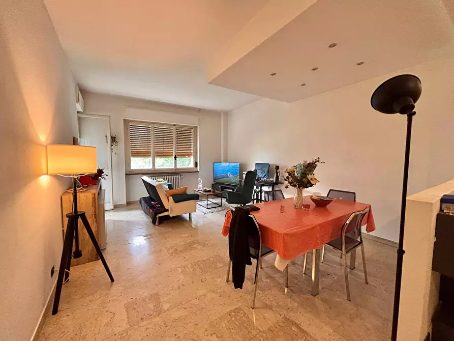Immagine 4 di Appartamento in vendita  in Via Toscana a Cesano Maderno