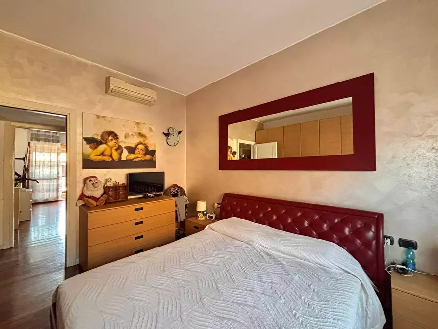 Immagine 23 di Appartamento in vendita  in Via Madonnina a Nova Milanese