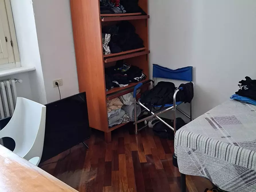 Immagine 3 di Appartamento in vendita  in Viale Cesare Battisti a Monza