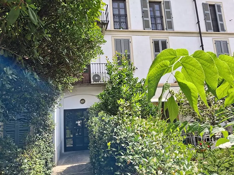 Immagine 27 di Appartamento in vendita  in Viale Cesare Battisti a Monza