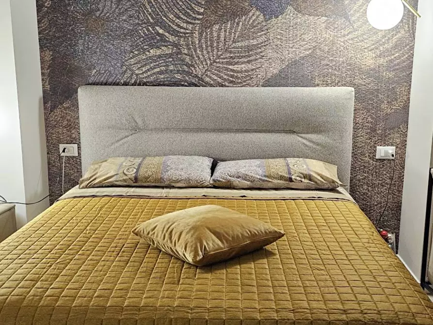 Immagine 11 di Appartamento in vendita  in Via Costa Lambro 7 a Carate Brianza