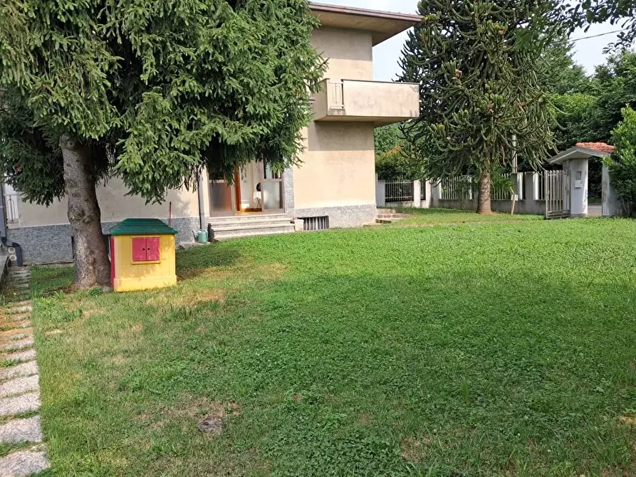 Immagine 1 di Casa semindipendente in vendita  in Via Pordenone 21 a Seveso