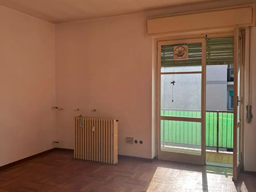 Immagine 2 di Appartamento in vendita  in Via Carducci a Lissone
