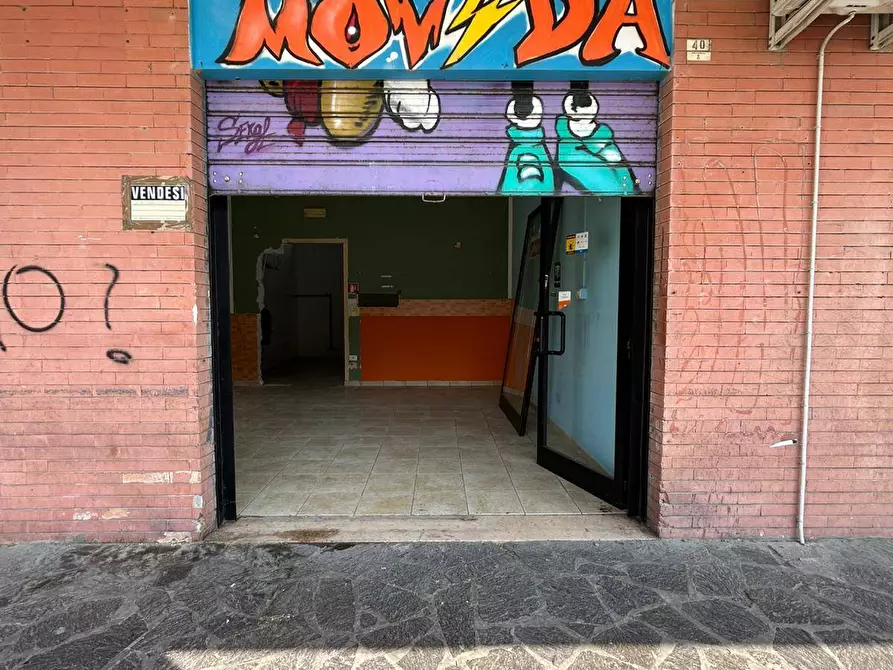 Immagine 1 di Locale commerciale in vendita  in Piazza Alcyone 40 a Pescara