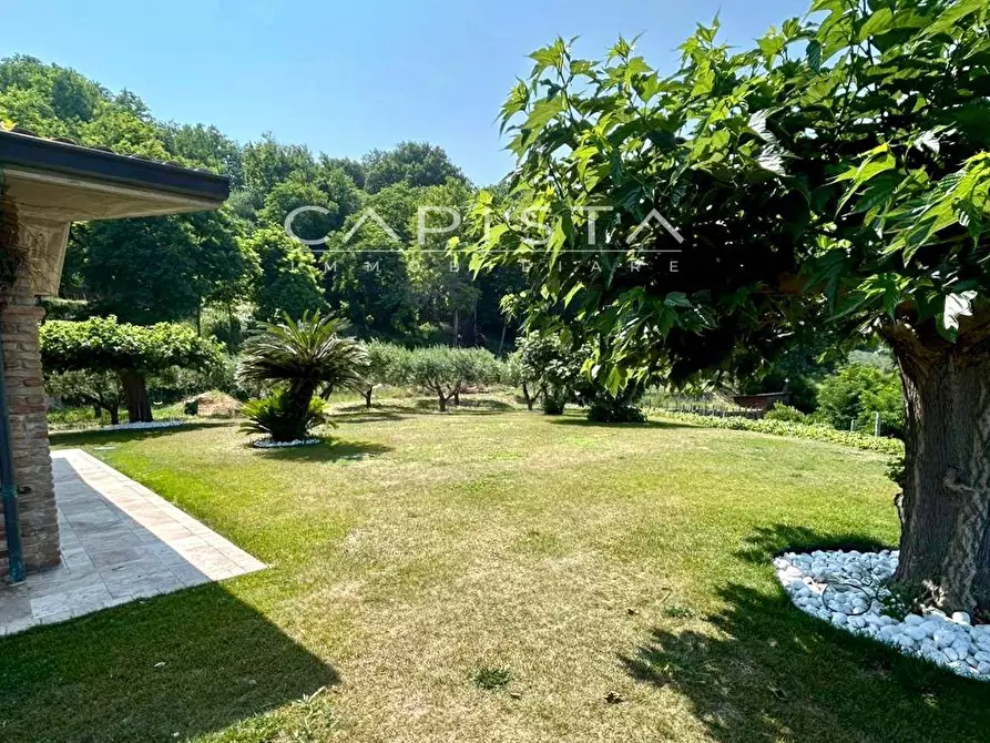 Immagine 23 di Villa in vendita  a Fossacesia